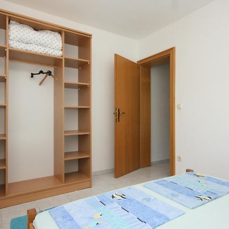 Apartments With A Parking Space Mandre, Pag - 6405 Колан Номер фото