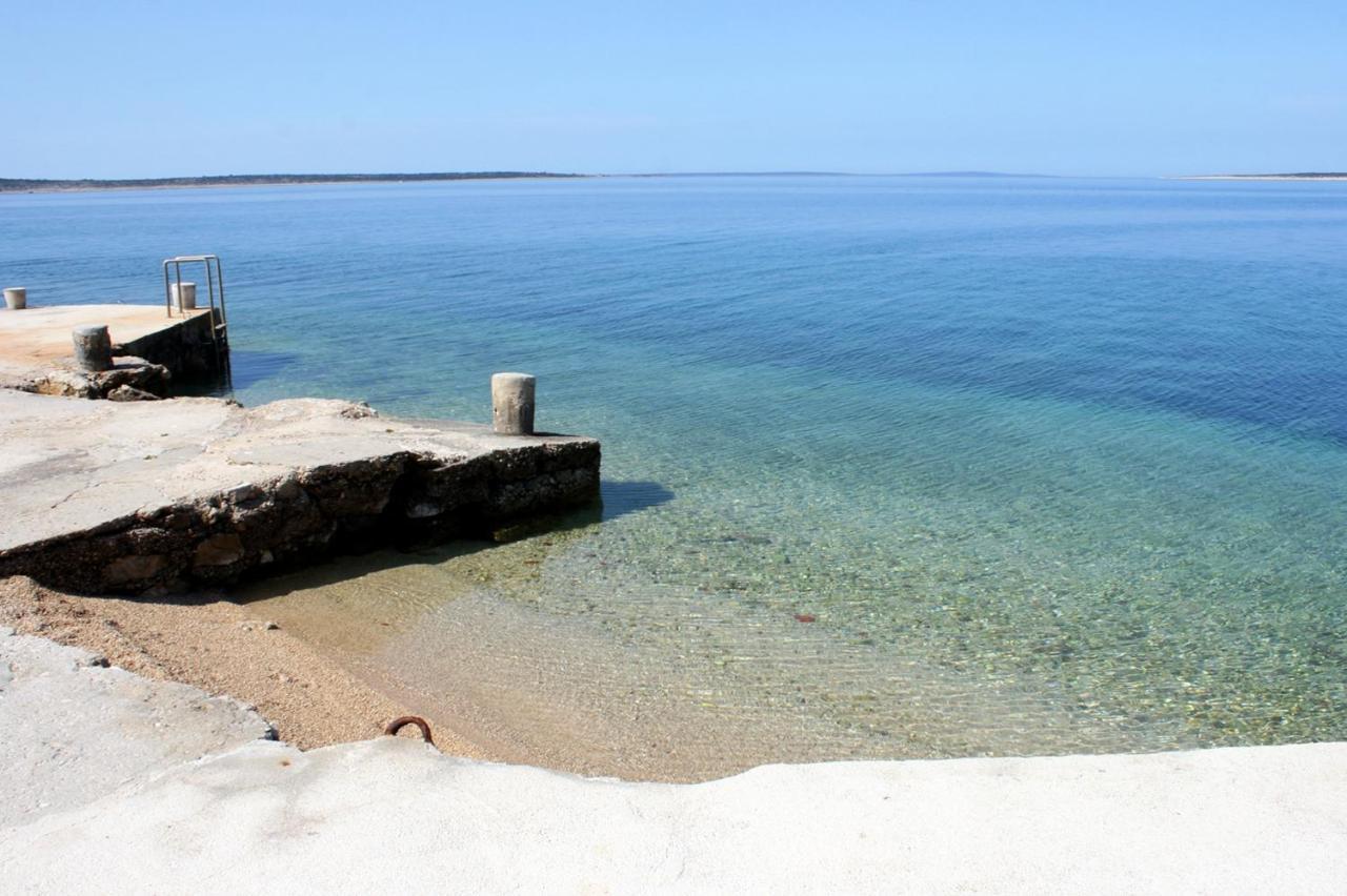 Apartments With A Parking Space Mandre, Pag - 6405 Колан Екстер'єр фото