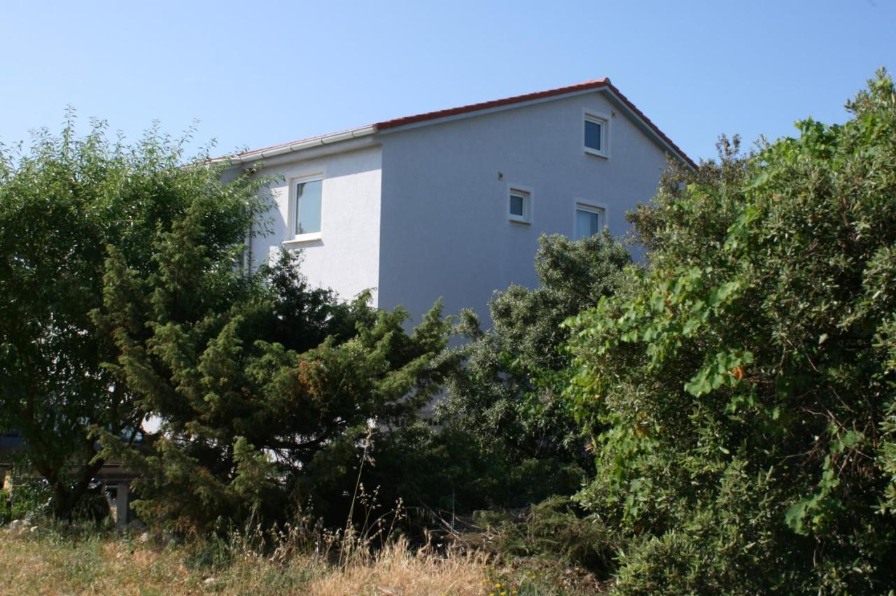 Apartments With A Parking Space Mandre, Pag - 6405 Колан Екстер'єр фото