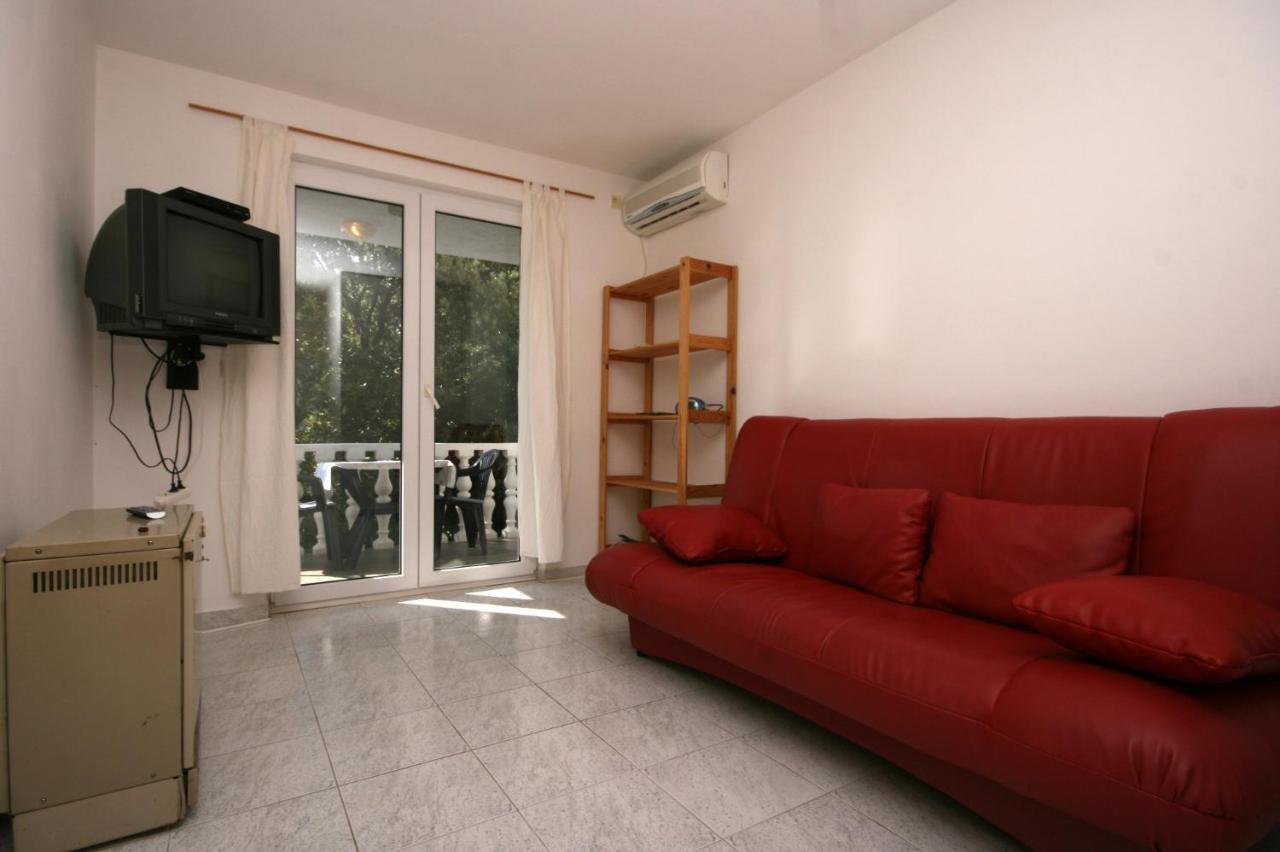 Apartments With A Parking Space Mandre, Pag - 6405 Колан Екстер'єр фото